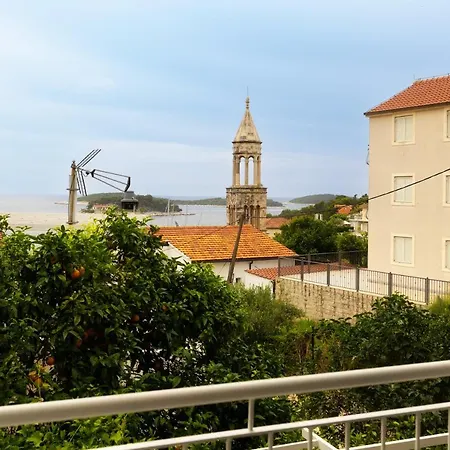 Jesliving Hvar - 2 Bedroom Elegant With Sea View In Historic Center Of * Hvar Town