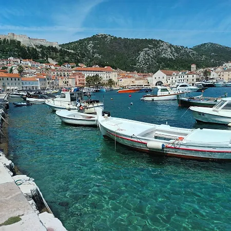 Jesliving Hvar - 2 Bedroom Elegant With Sea View In Historic Center Of Apartment