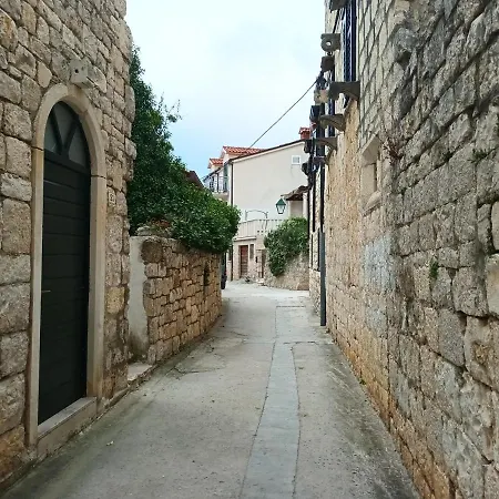 Jesliving Hvar - 2 Bedroom Elegant With Sea View In Historic Center Of Apartment *