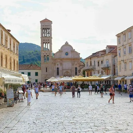 Jesliving Hvar - 2 Bedroom Elegant With Sea View In Historic Center Of Apartment